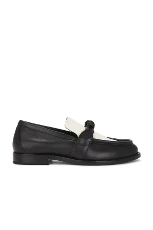 Astaire Flat