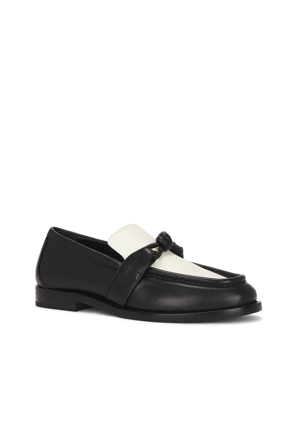 Astaire Flat