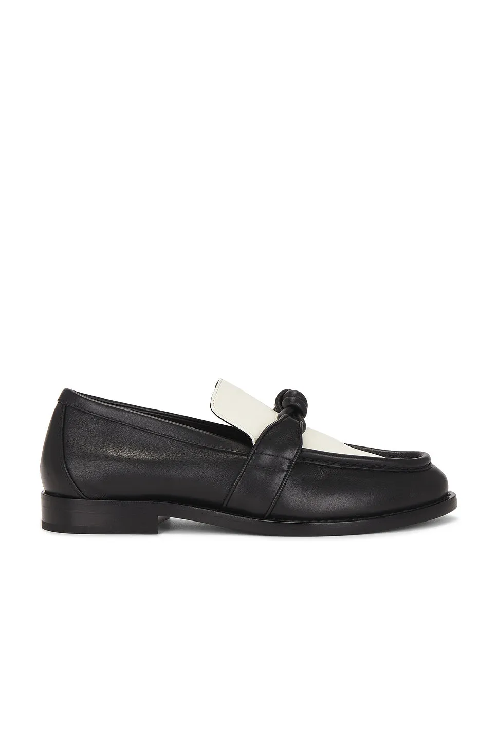 Astaire Flat