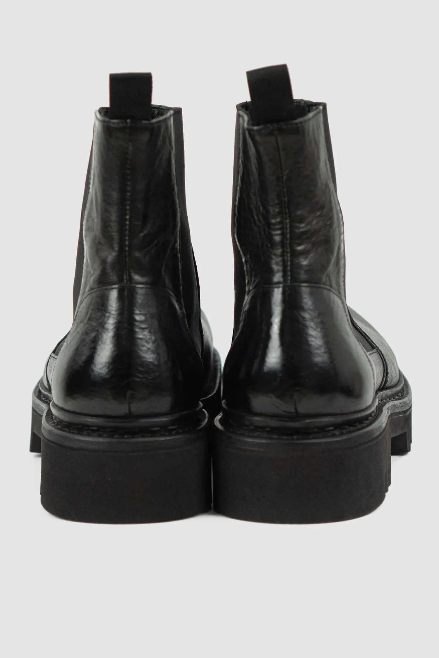 Emert Scar Stitch Chelsea Boots