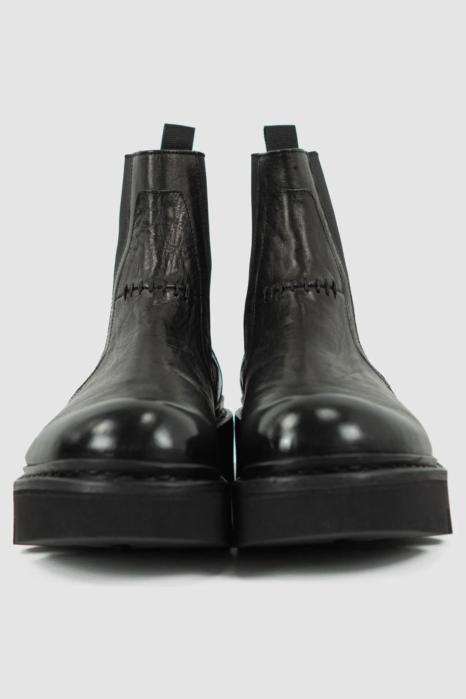 Emert Scar Stitch Chelsea Boots
