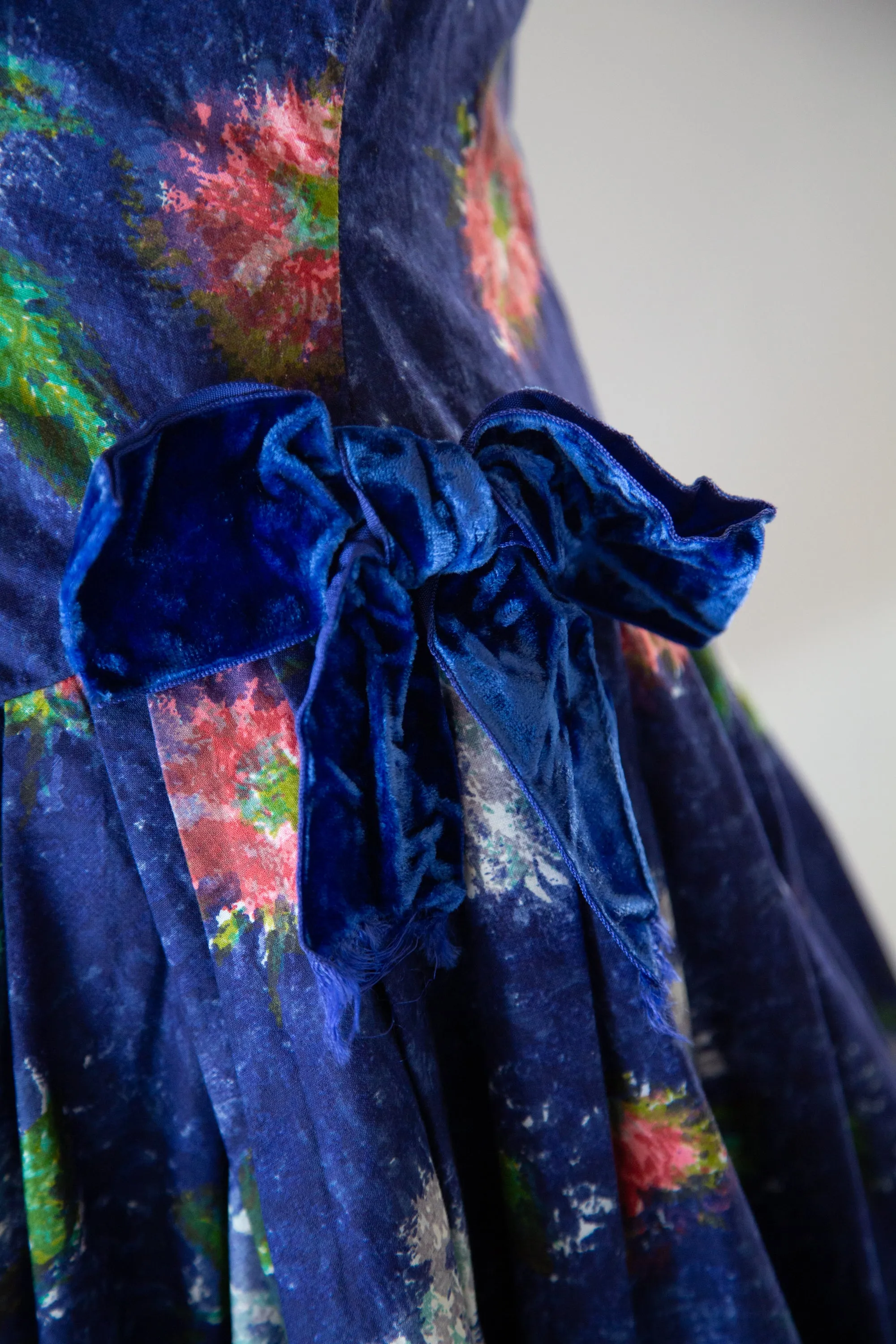 Vintage 1950s Blue Floral Cotton Dress