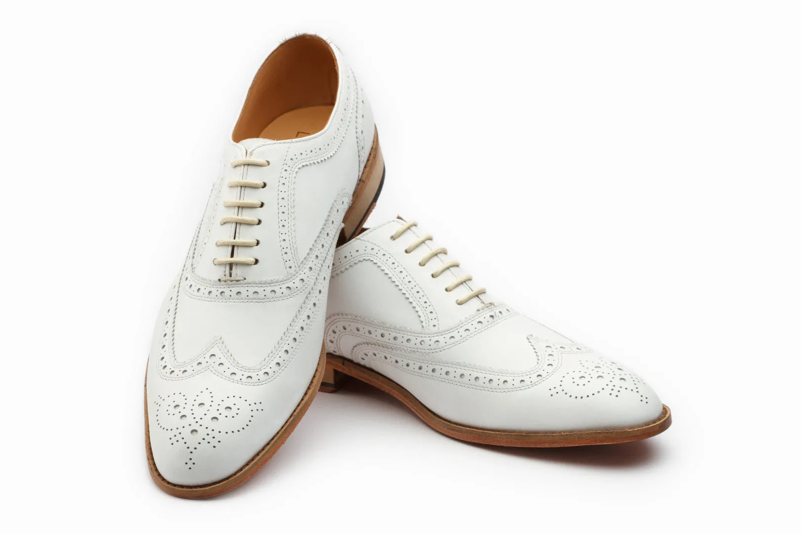 Wingtip Oxford Classic - White
