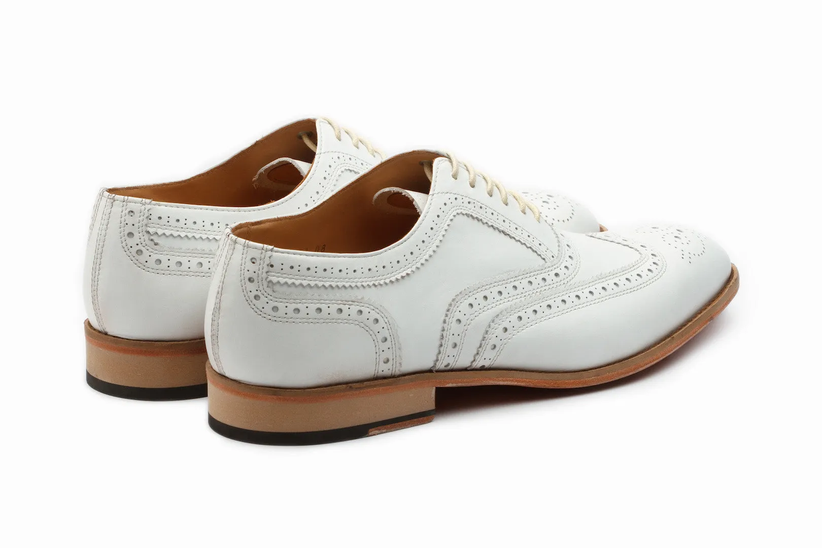 Wingtip Oxford Classic - White